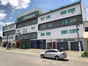 Hotel Center Vitoria - Limoeiro