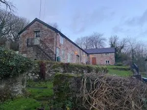 Parc Farm Cottage, Flintshire, North Wales - Gwernymynydd