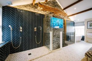 The Den - The White House Windermere - Off-Site Health Club & Spa 2 minute walk away