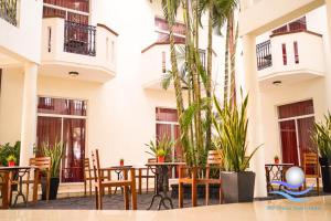 The Ocean Pearl Hotel Negombo