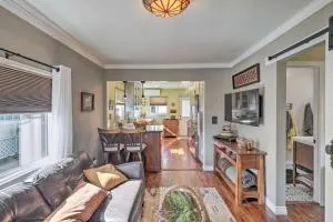 Charming Craftsman Cottage with Garden and Hot Tub! - بلاسنتيا