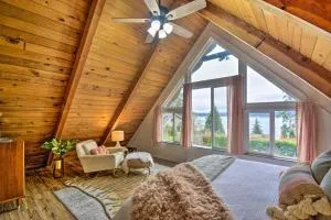 Coastal Cabin with Puget Sound and Rainier Views! - Grapeview