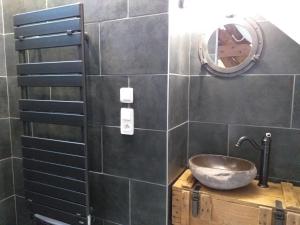 B&B / Chambres d'hotes La BerryCurienne proche du Zoo de Beauval Saint-Aignan avec SDB, WC ET SPA PRIVATIF pour chaque chambre : photos des chambres