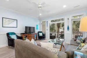 Turtle BAY 10 - فولي بيتش