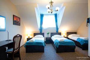 Standard Triple Room room in Hotel Millenium