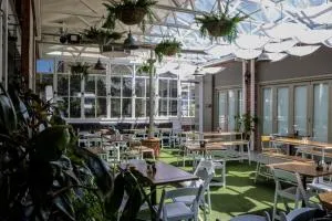 奥斯卡斯酒店及咖啡厅酒吧 - Snake Valley