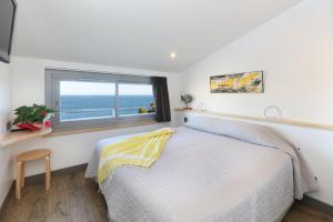 Hotels Hotel La Vigie - Face a la mer : Chambre Double ou Lits Jumeaux Confort avec Fenêtre - Vue sur Mer