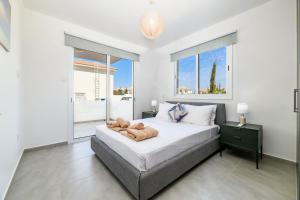 Mythical Sands Apartments