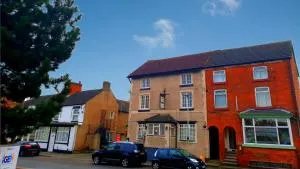 The Coach House - 朗伊顿