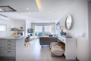 Waterside 3 Bedroom Sea view