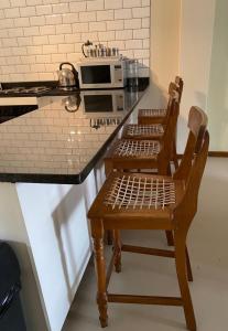 ALL SAINTS ON ROBERTS