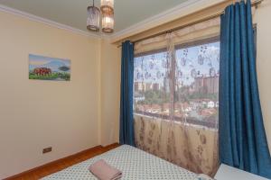 Modern 2 Bedroom Apartment