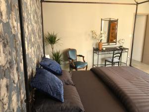 Appartements Maison du Midi, 2 Gites de charme : photos des chambres