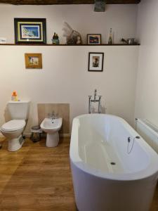 B&B / Chambres d'hotes Gite d'etape Le Couvent d'Ossau : photos des chambres