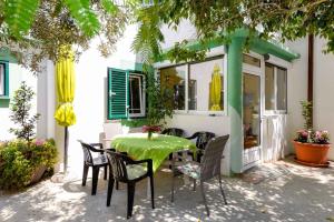 Apartments in Vir - Insel Vir 34750