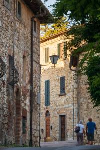 Via Puccini, 4, Loc. Fonterutoli, 53011 Castellina in Chianti SI, Italy.