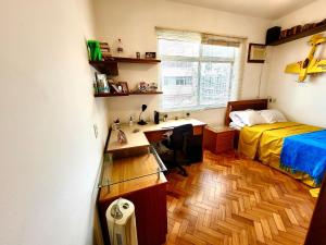 VoyageVip - Copacabana 03 quartos proximo ao Metro