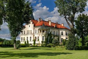 Penzión Pałac Brzeźno Oborniki Śląskie Poľsko