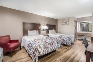 Deluxe Room with Two Double Beds Non-Smoking room in Red Roof Inn Sumter