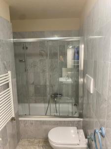 Renovated apartment with 3 bedrooms in an historic palazzo between port and old town