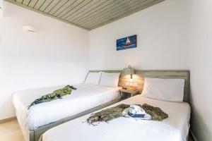 Meltemi beach house by opus