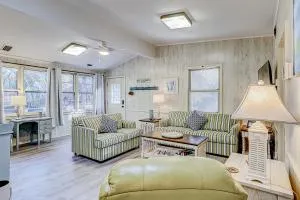 Moonshell 3 - Folly Field Moonshell 3 - Folly Field