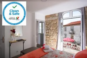 Litos al alojamento local - 卡米尼亚