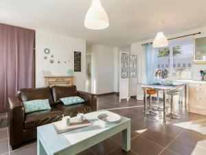 Maisons de vacances Gite Pornic-Le Clion sur Mer, 2 pieces, 2 personnes - FR-1-306-1037 : photos des chambres