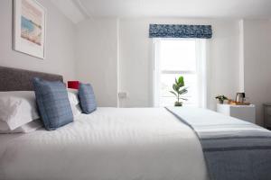 King Room room in Gyllyngvase House
