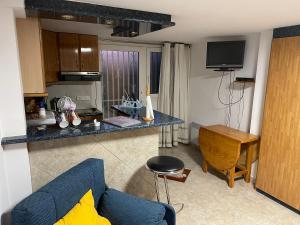 Studio dans un endroit calme et discret d Empuria