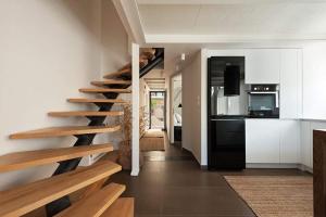 Corfu Town Stylish Twin Apartment