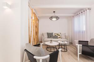 The White Suite room in Mediterranean White