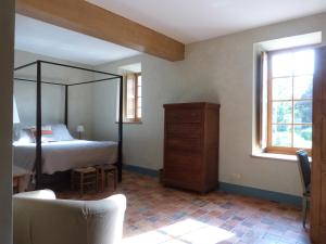 B&B / Chambres d'hotes Manoir du Plessis au Bois : photos des chambres