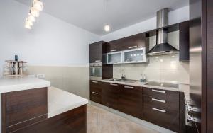 Villa Luna Tinjan, Pool and Wellness