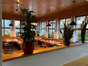 Hotel Bären Niederscherli - Stössen