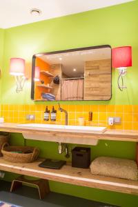 Flos Atelier - Family studio