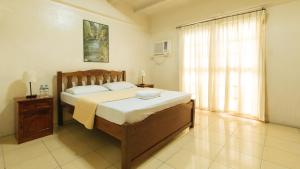 Casa Micarosa Hotel and Residences by RedDoorz - 1-star hotels in Manila