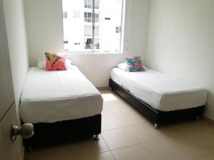 HERMOSO APARTAMENTO EN GIRARDOT CON AIRE ACONDICIONADO