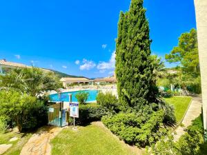Appartement charmant Roquebrune 35m² piscine partagée