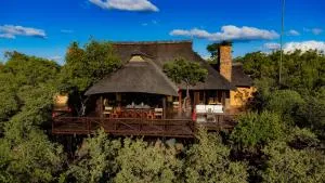 Nungubane Game Lodge - Kaingo Private Game Reserve