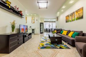 Укриття та генератор, 2к квартира у новобудові на Печерську