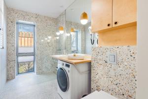 Golden Star***** - Yacht Park