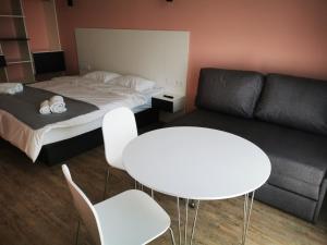 VIKTORY 5 B, apartments Kyiv