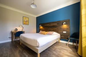 Hotels LOGIS Hotel St Sylvestre : photos des chambres