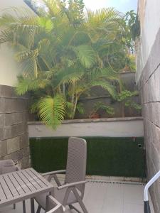Cosy 2 bedroom apartment in La Caleta, Tenerife