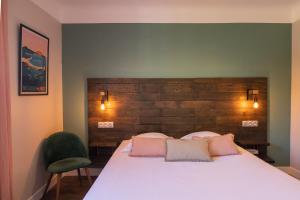 Hotels LOGIS Hotel St Sylvestre : photos des chambres