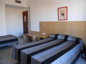 Triple Room room in Hotel Sacratif