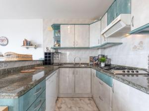 Apartment Escudos-4 by Interhome