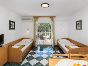 Apartment Villa Anna-2 by Interhome