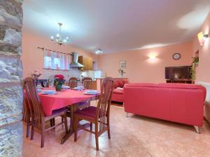 Holiday Home Villa Mate i Kate by Interhome